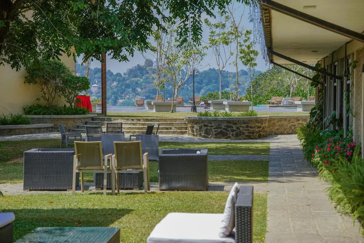 *****  Thilanka Hotel Kandy Sri Lanka